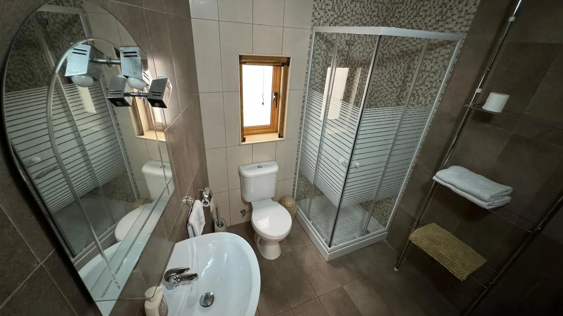 Private One Bedroom Apartment Close To Airport In Luqa 0*,